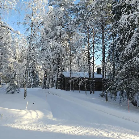 Kelorinne Ladun Ja Jaerven Laeheisyydessae Horská chata