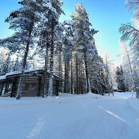 木屋 Kelorinne Ladun Ja Jaerven Laeheisyydessae 索特